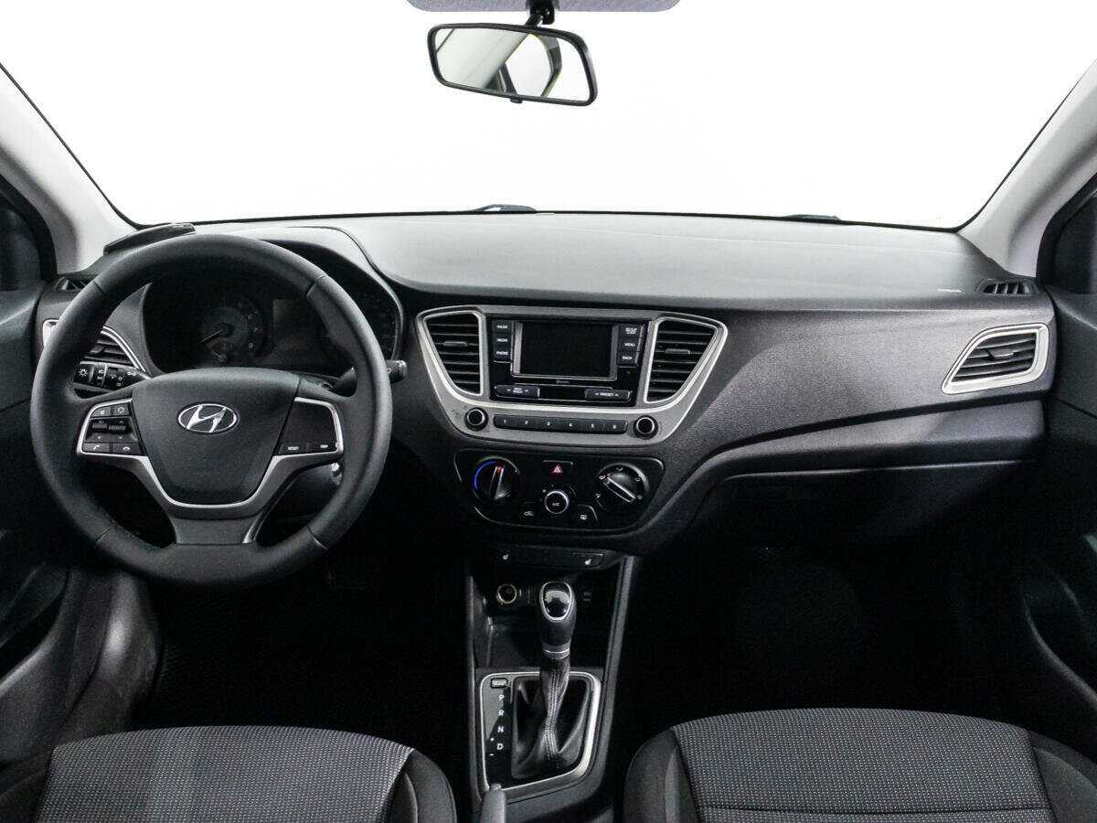 Купить Hyundai Solaris с пробегом. Фото: #12