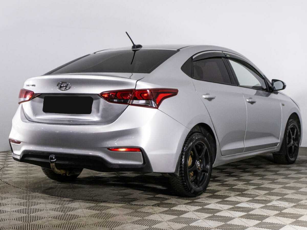 Купить Hyundai Solaris с пробегом. Фото: #4