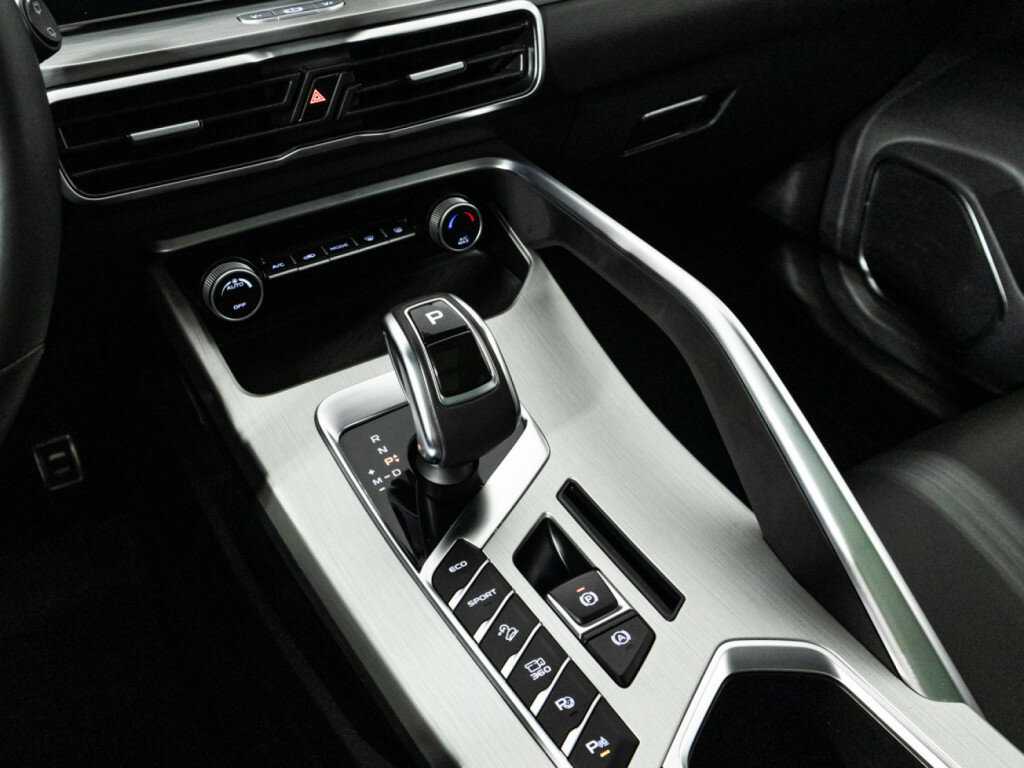 Купить Geely Coolray с пробегом. Фото: #17