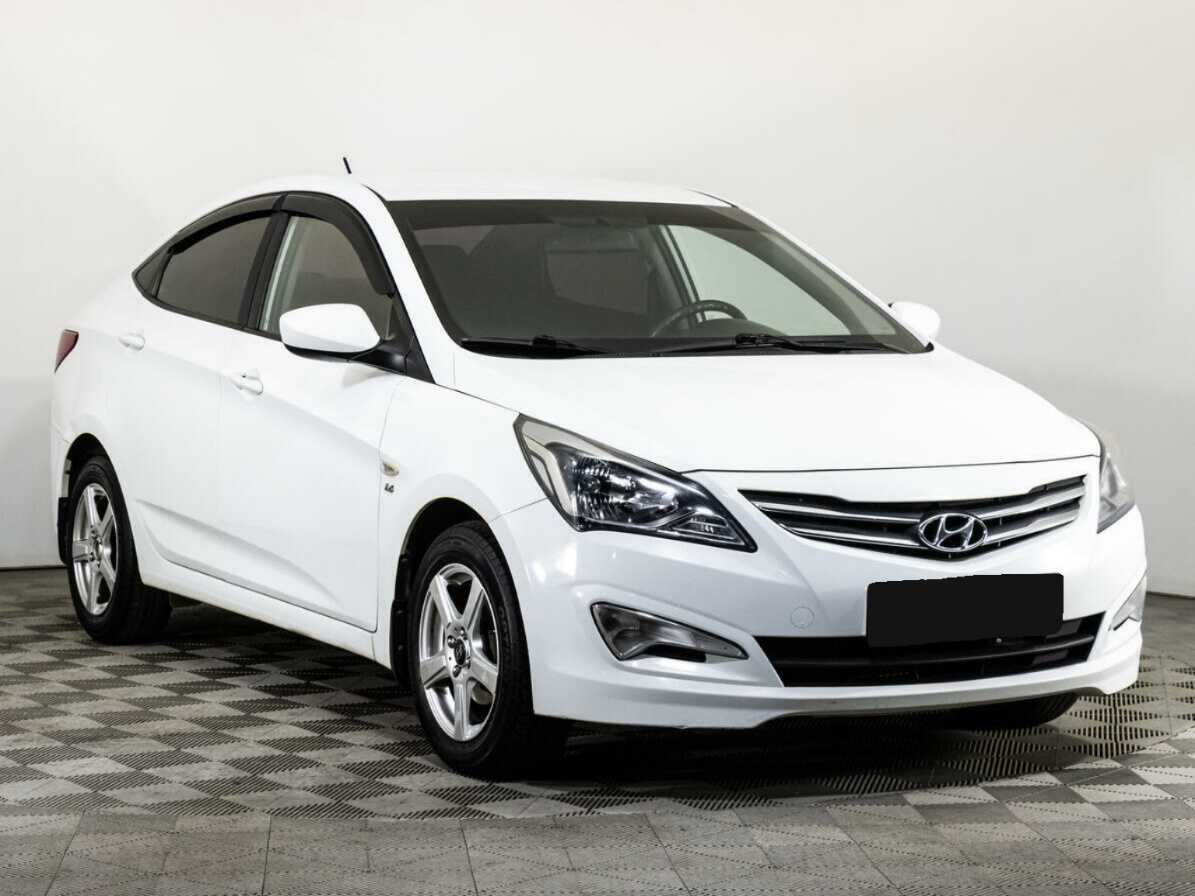Купить Hyundai Solaris с пробегом. Фото: #2