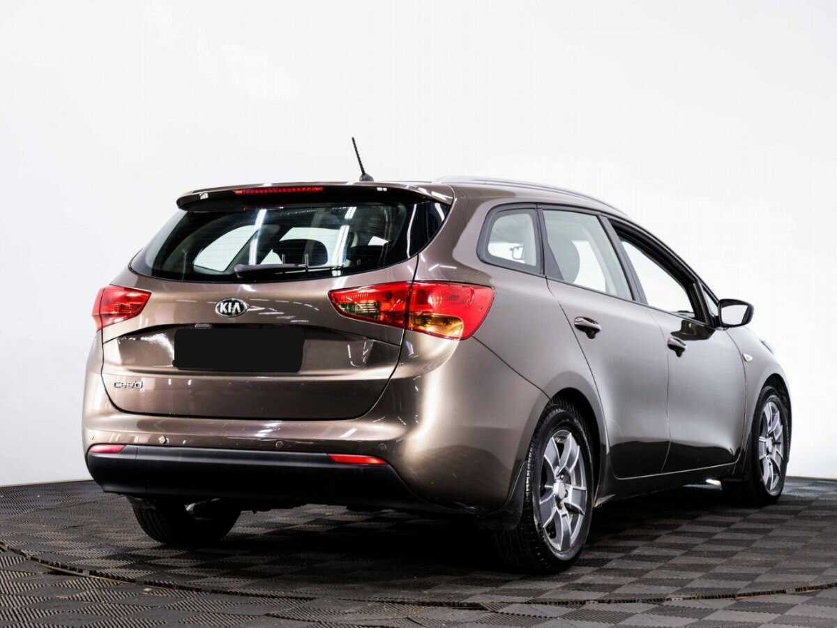 Купить Kia Ceed с пробегом. Фото: #5