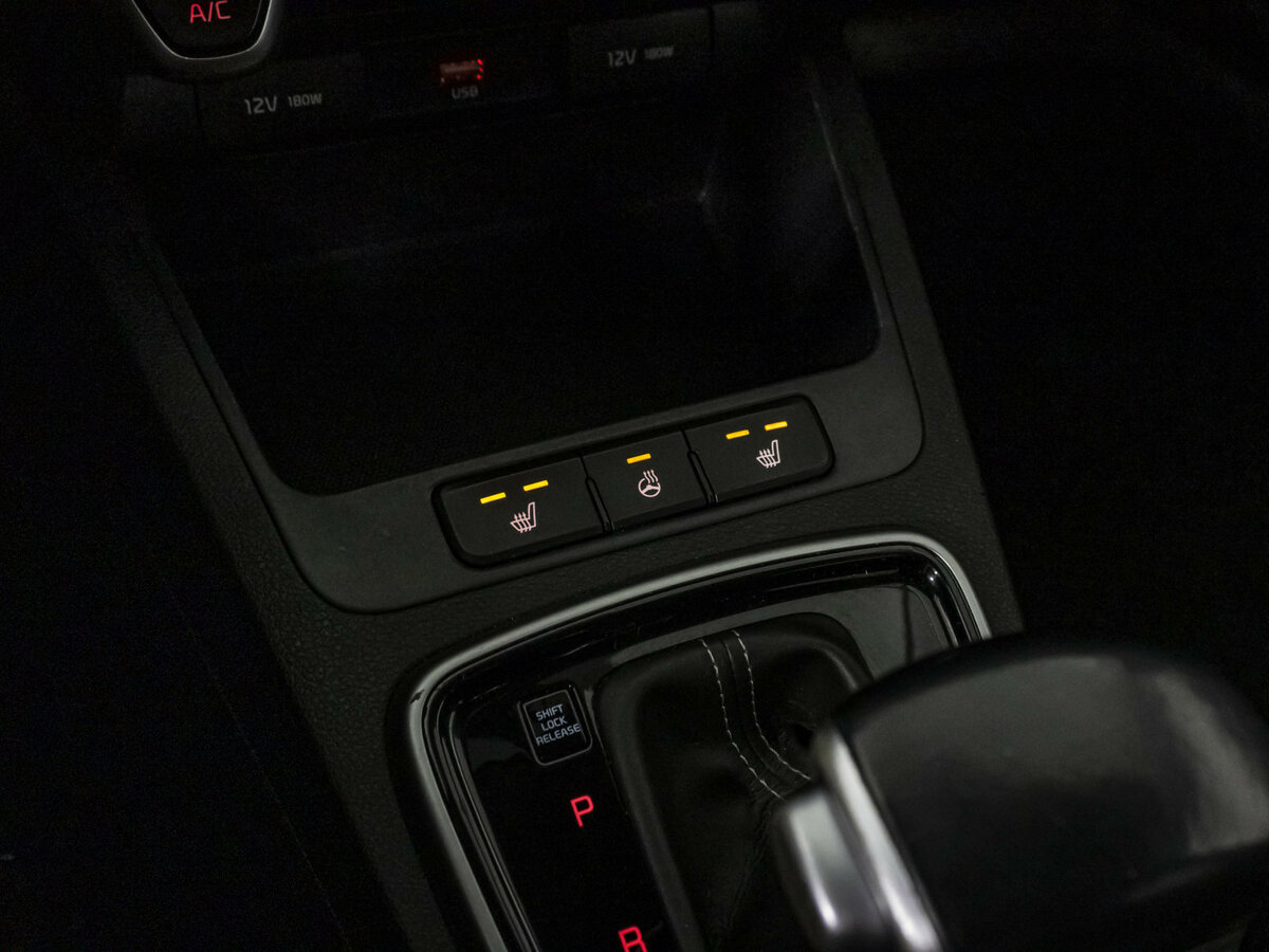 Купить Kia Rio с пробегом. Фото: #12