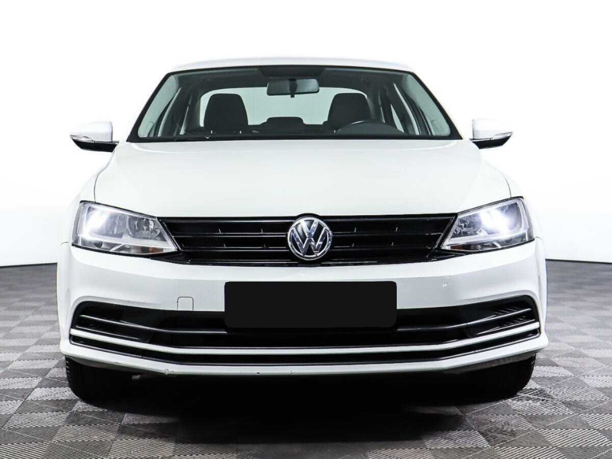 Купить Volkswagen Jetta с пробегом. Посмотреть фото
