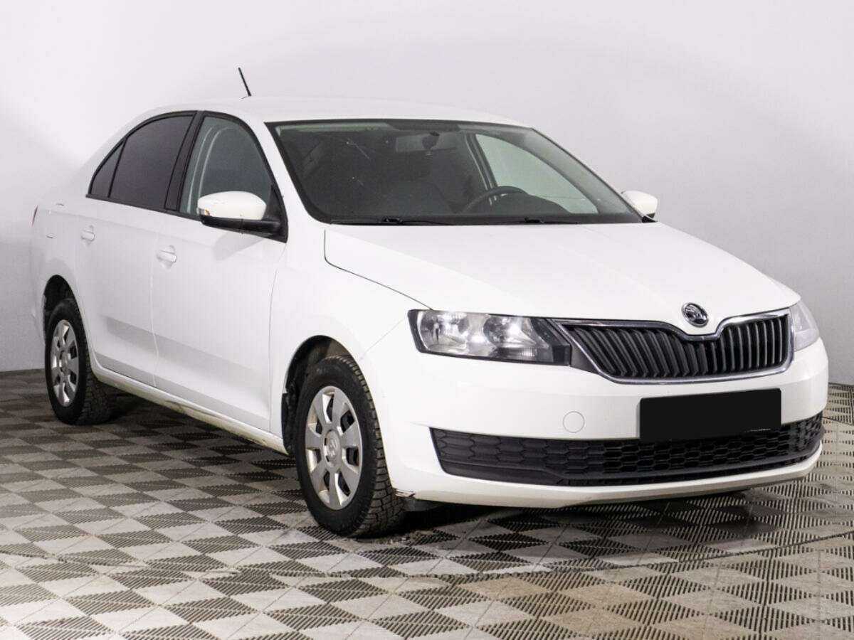 Купить Skoda Rapid с пробегом. Фото: #2