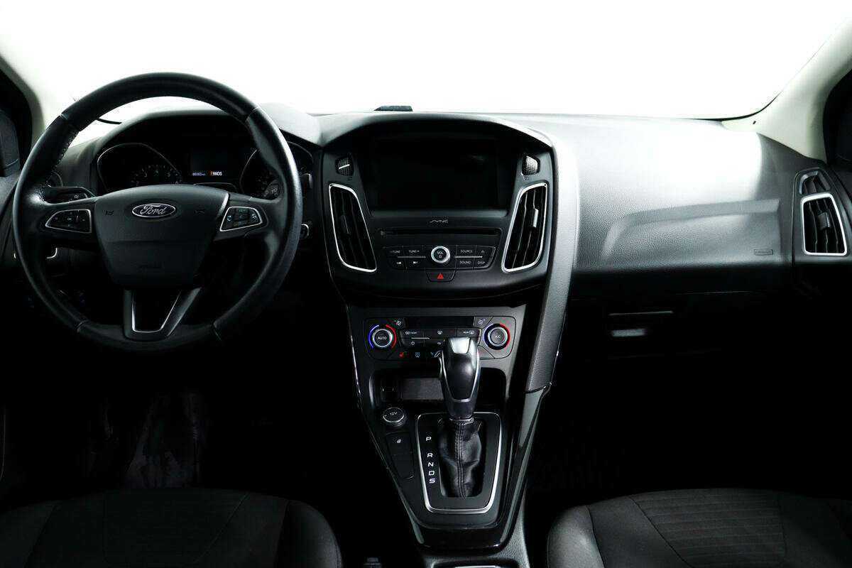 Купить Ford Focus с пробегом. Фото: #10