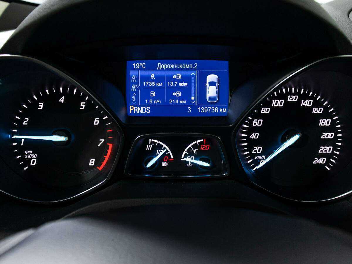 Купить Ford Kuga с пробегом. Фото: #11