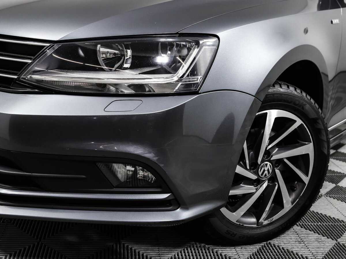 Купить Volkswagen Jetta с пробегом. Фото: #13