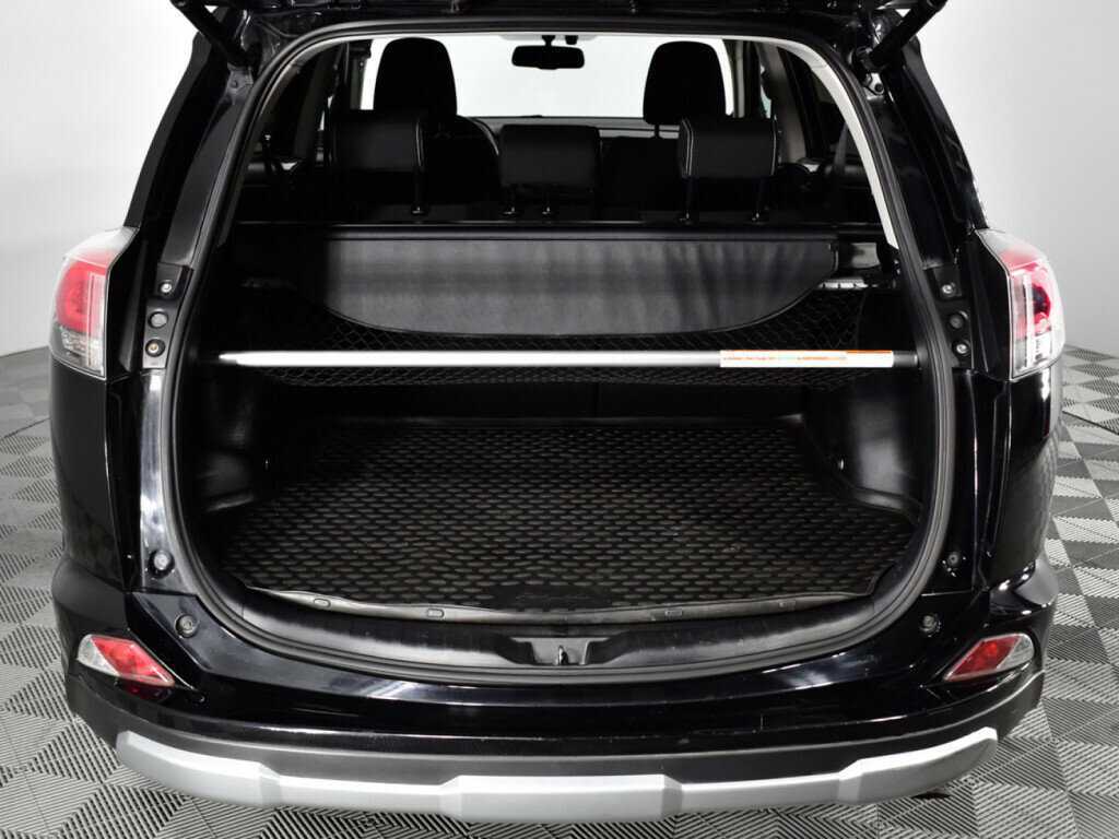 Купить Toyota RAV4 с пробегом. Фото: #15