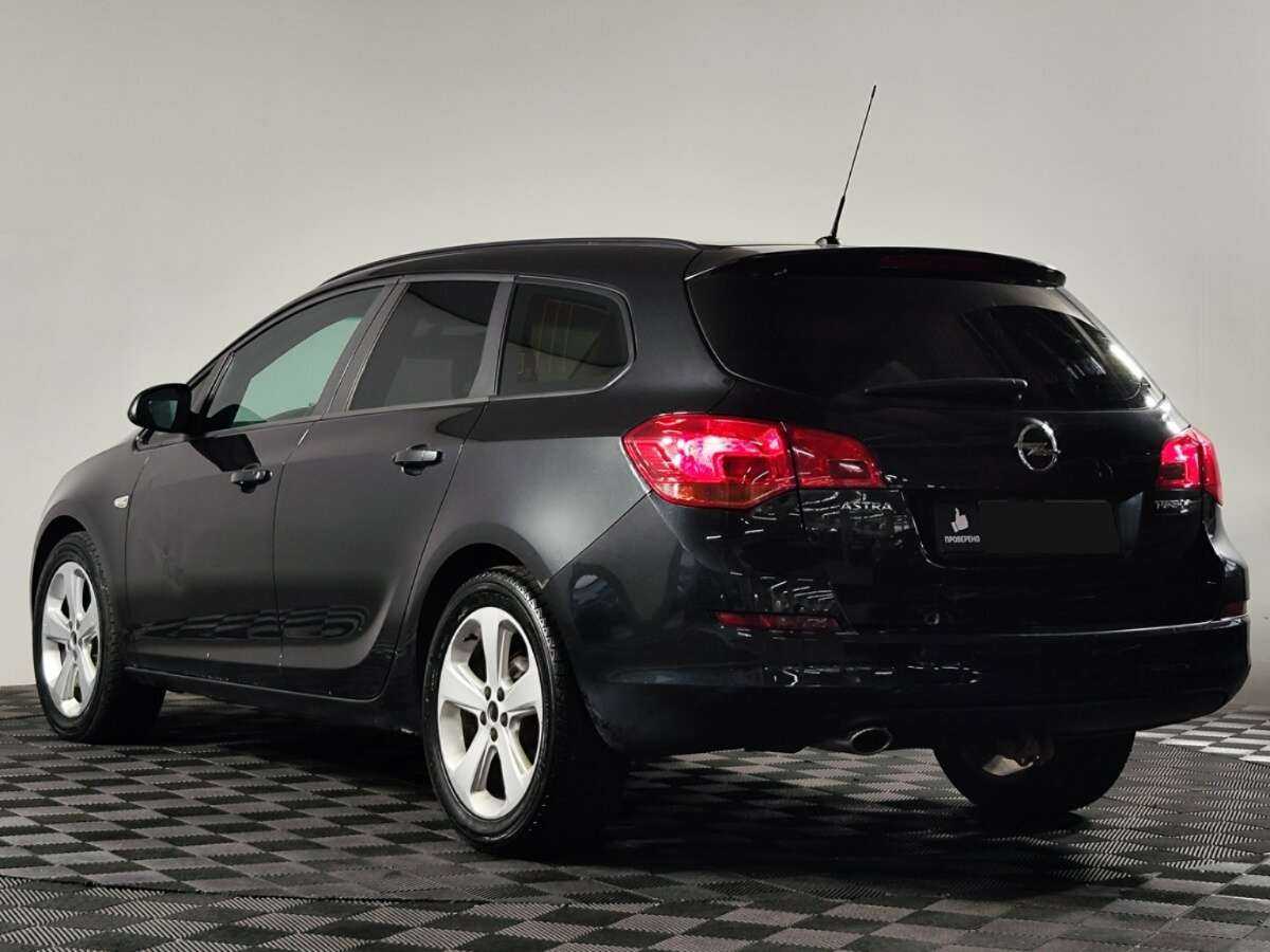 Купить Opel Astra с пробегом. Фото: #4