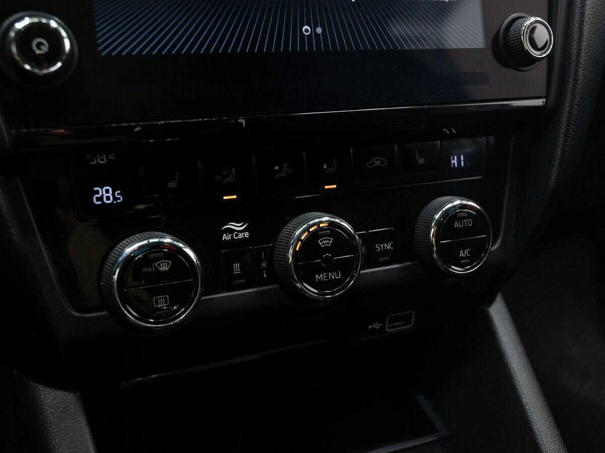 Купить Skoda Octavia с пробегом. Фото: #20