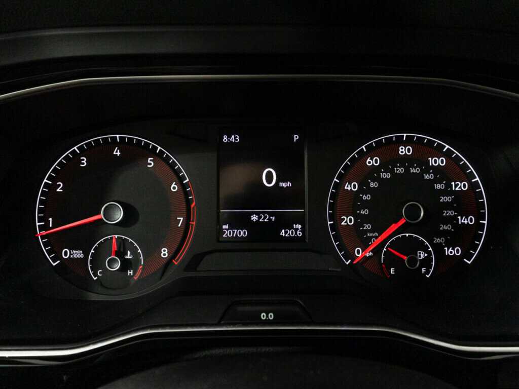 Купить Volkswagen Jetta с пробегом. Фото: #11