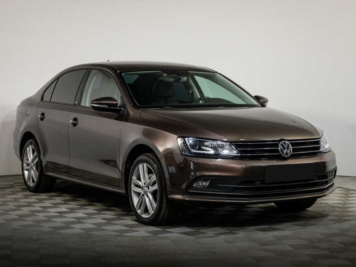 Купить Volkswagen Jetta с пробегом. Фото: #1