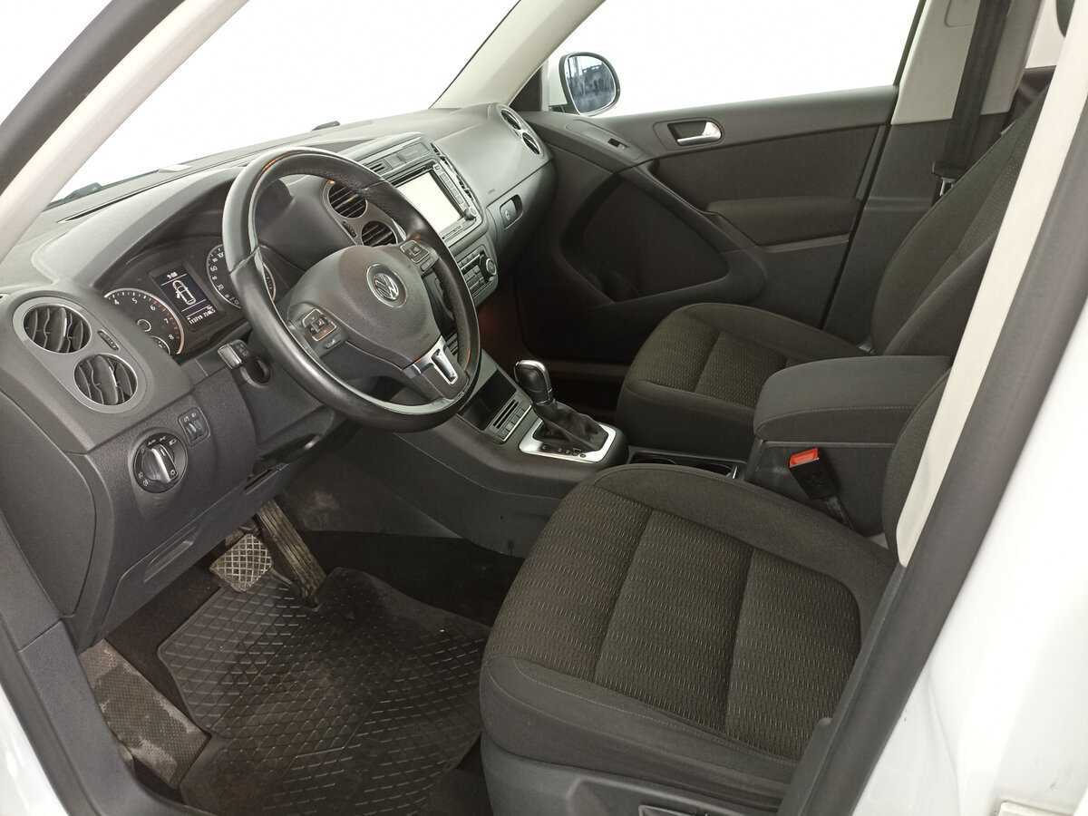 Купить Volkswagen Tiguan с пробегом. Фото: #15