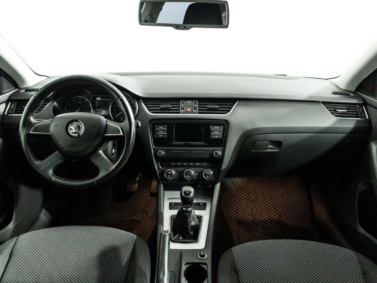 Купить Skoda Octavia с пробегом. Фото: #12