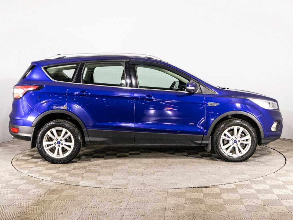 Купить Ford Kuga с пробегом. Фото: #3