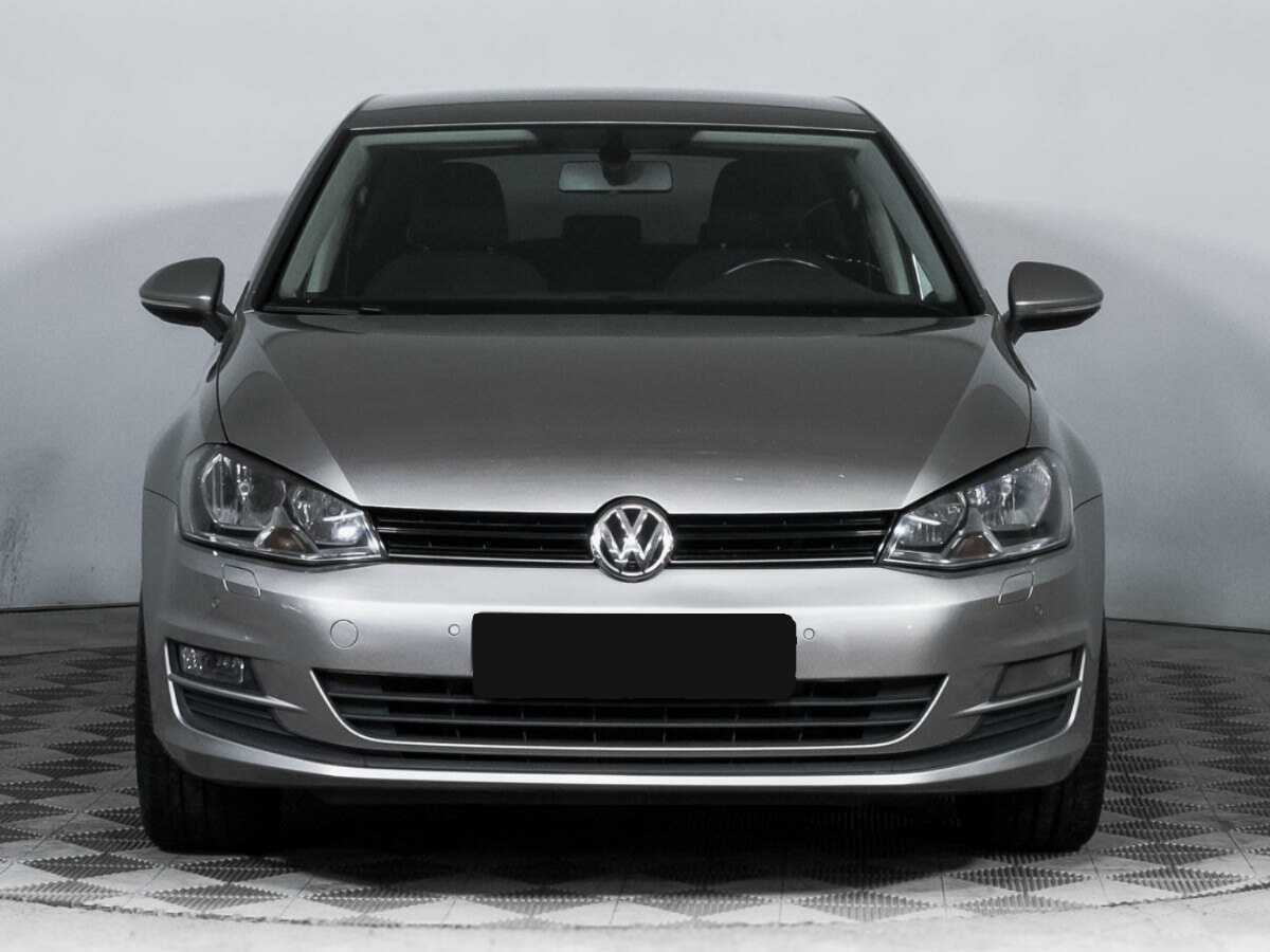 Купить Volkswagen Golf с пробегом. Фото: #1