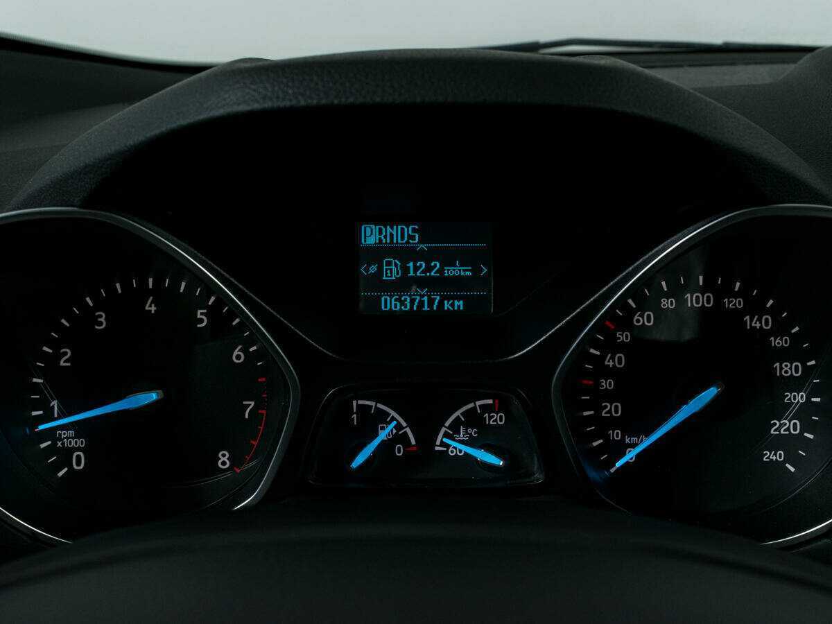 Купить Ford Kuga с пробегом. Фото: #10