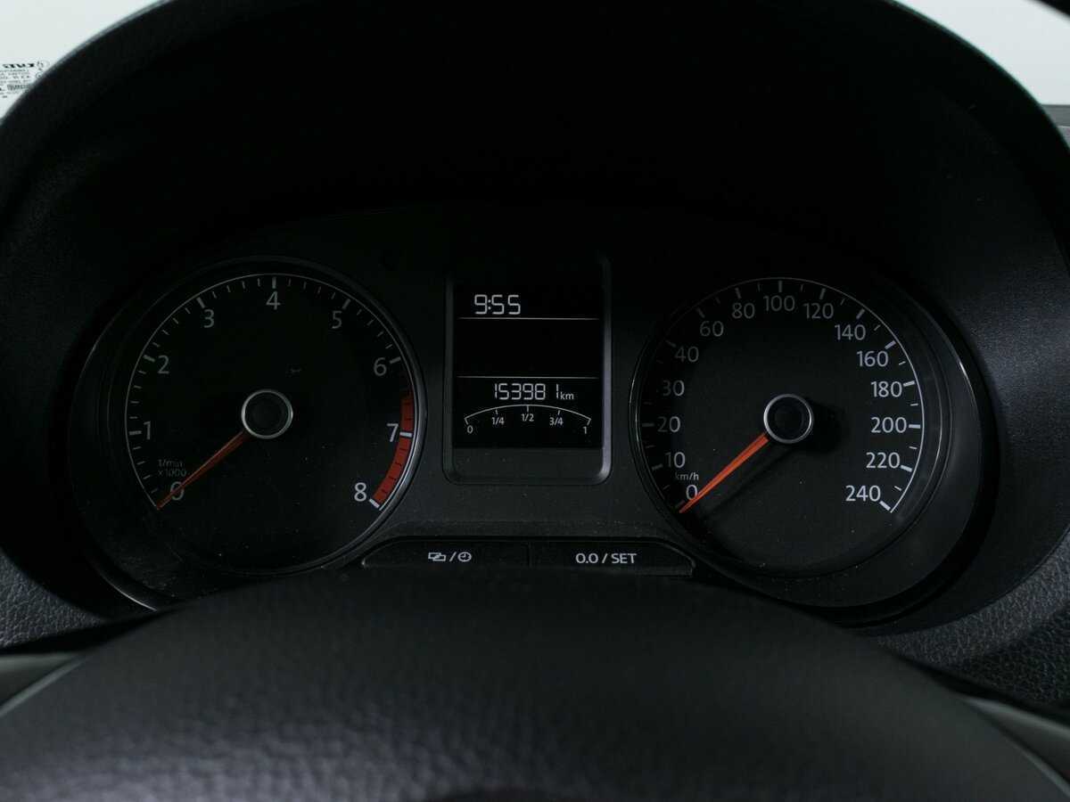 Купить Volkswagen Polo с пробегом. Фото: #10