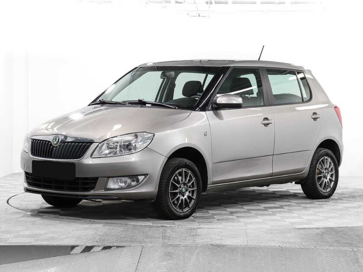 Купить Skoda Fabia с пробегом. Посмотреть фото