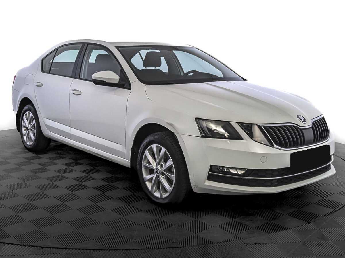 Купить Skoda Octavia с пробегом. Фото: #2