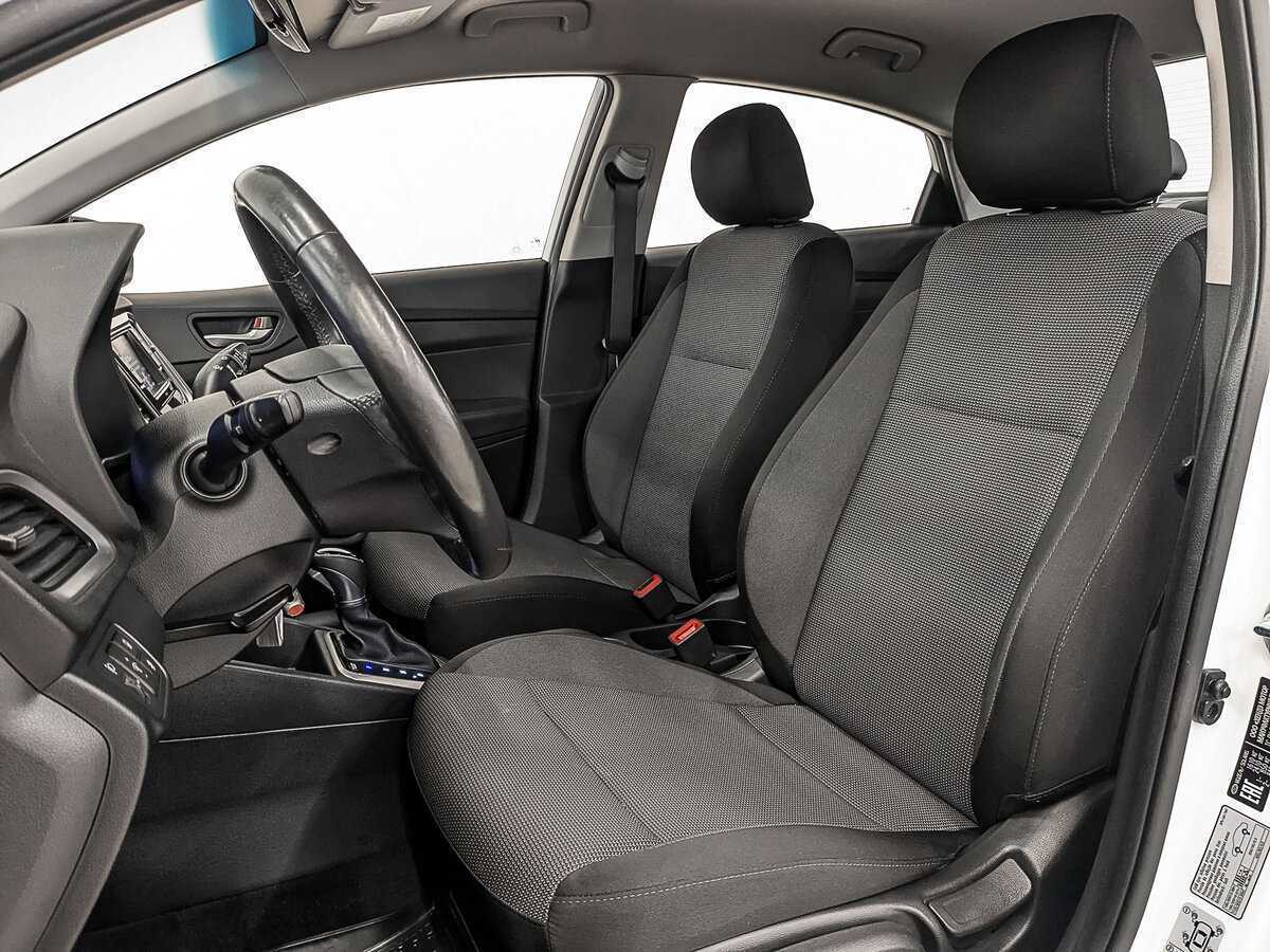 Купить Hyundai Solaris с пробегом. Фото: #19