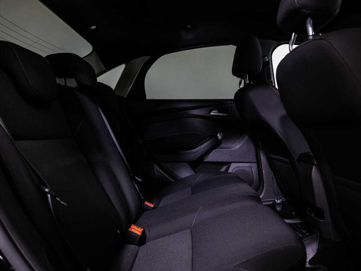 Купить Ford Focus с пробегом. Фото: #8