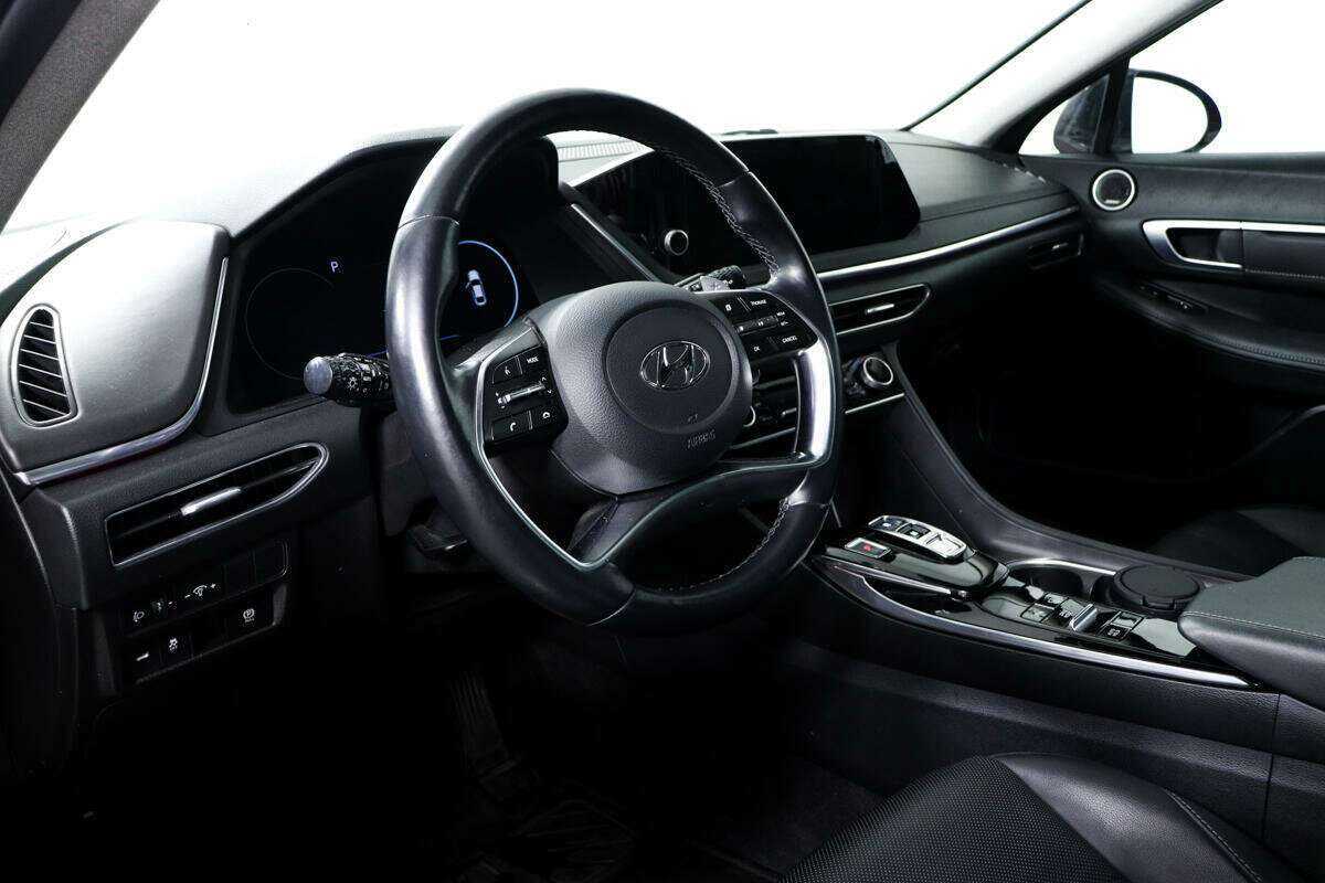 Купить Hyundai Sonata с пробегом. Фото: #12