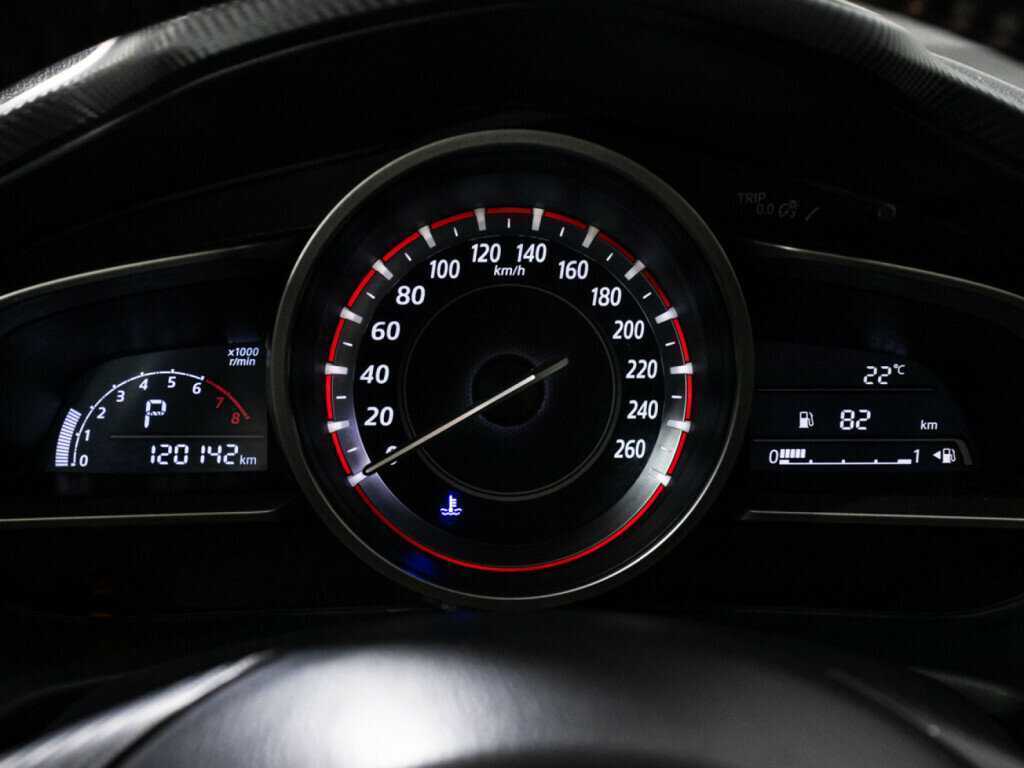 Купить Mazda 3 с пробегом. Фото: #10