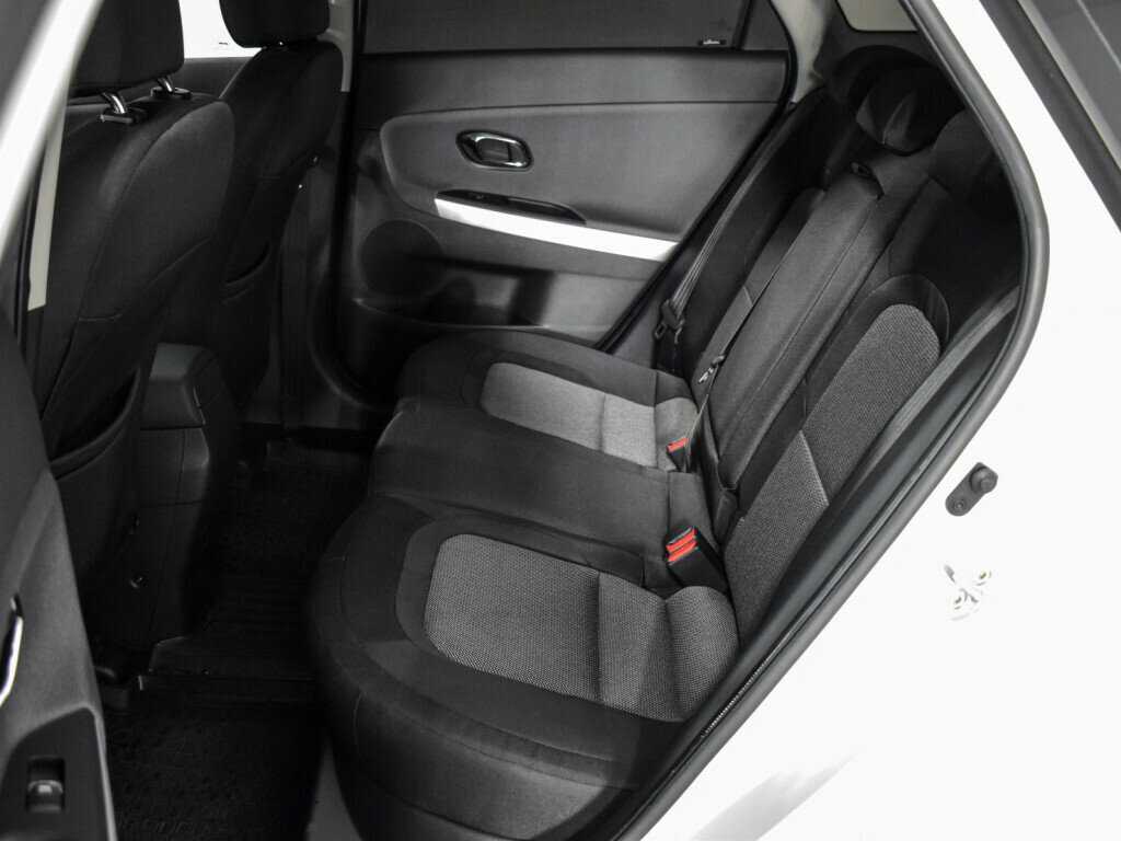 Купить Kia Ceed с пробегом. Фото: #8