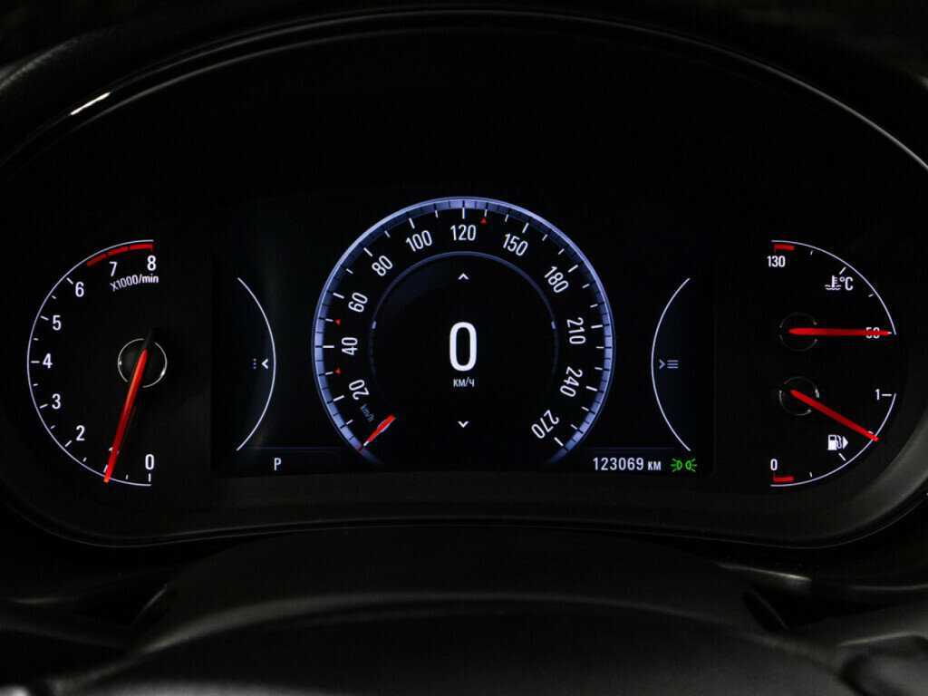 Купить Opel Insignia с пробегом. Фото: #10