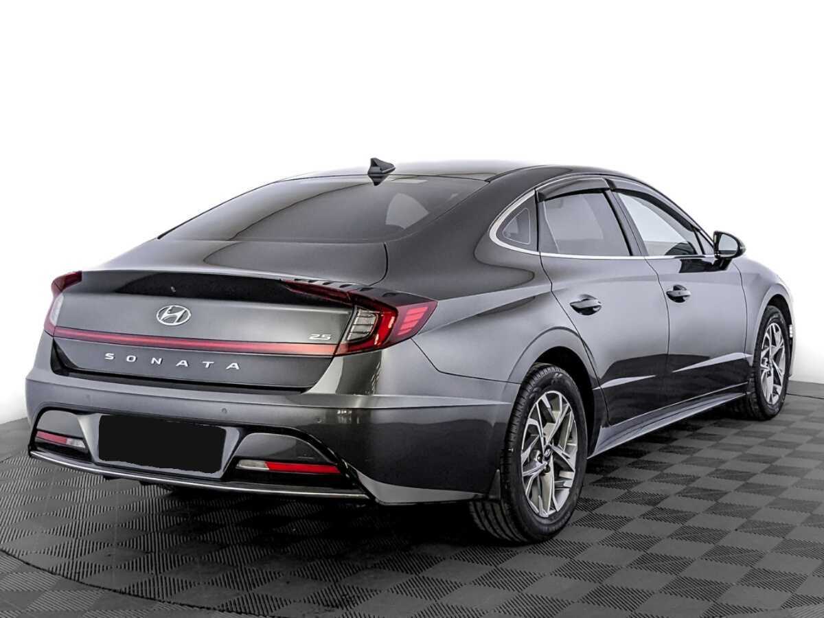 Купить Hyundai Sonata с пробегом. Фото: #4