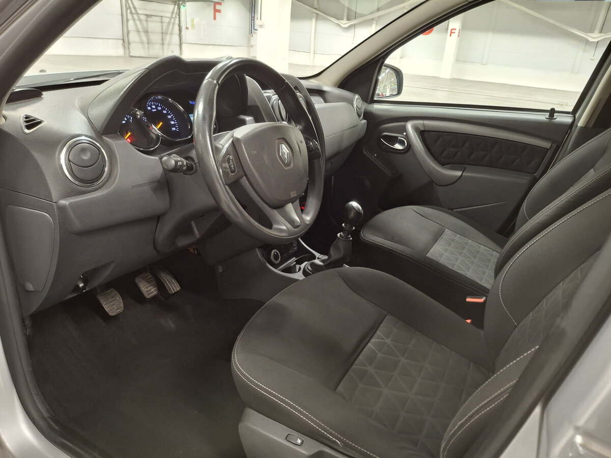 Купить Renault Duster с пробегом. Фото: #15