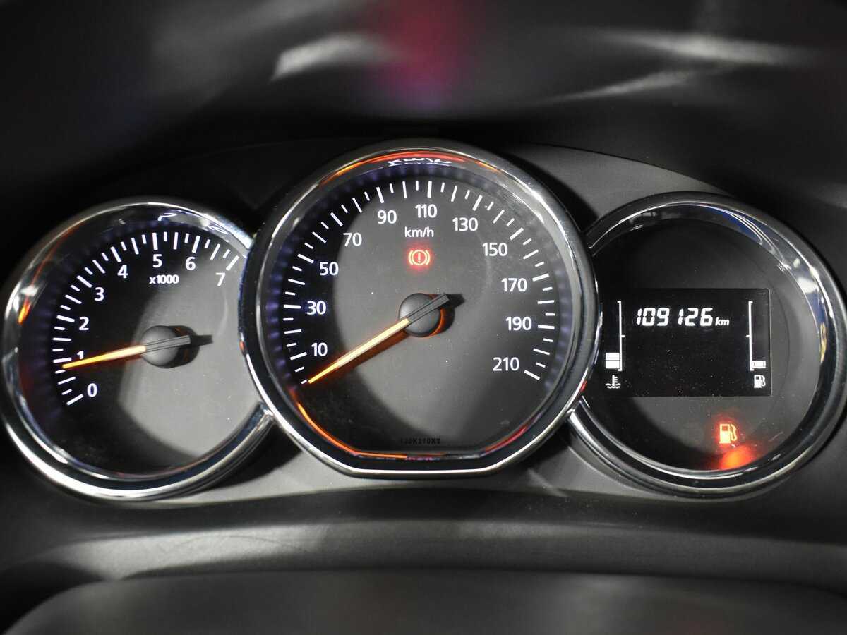 Купить Renault Logan с пробегом. Фото: #11