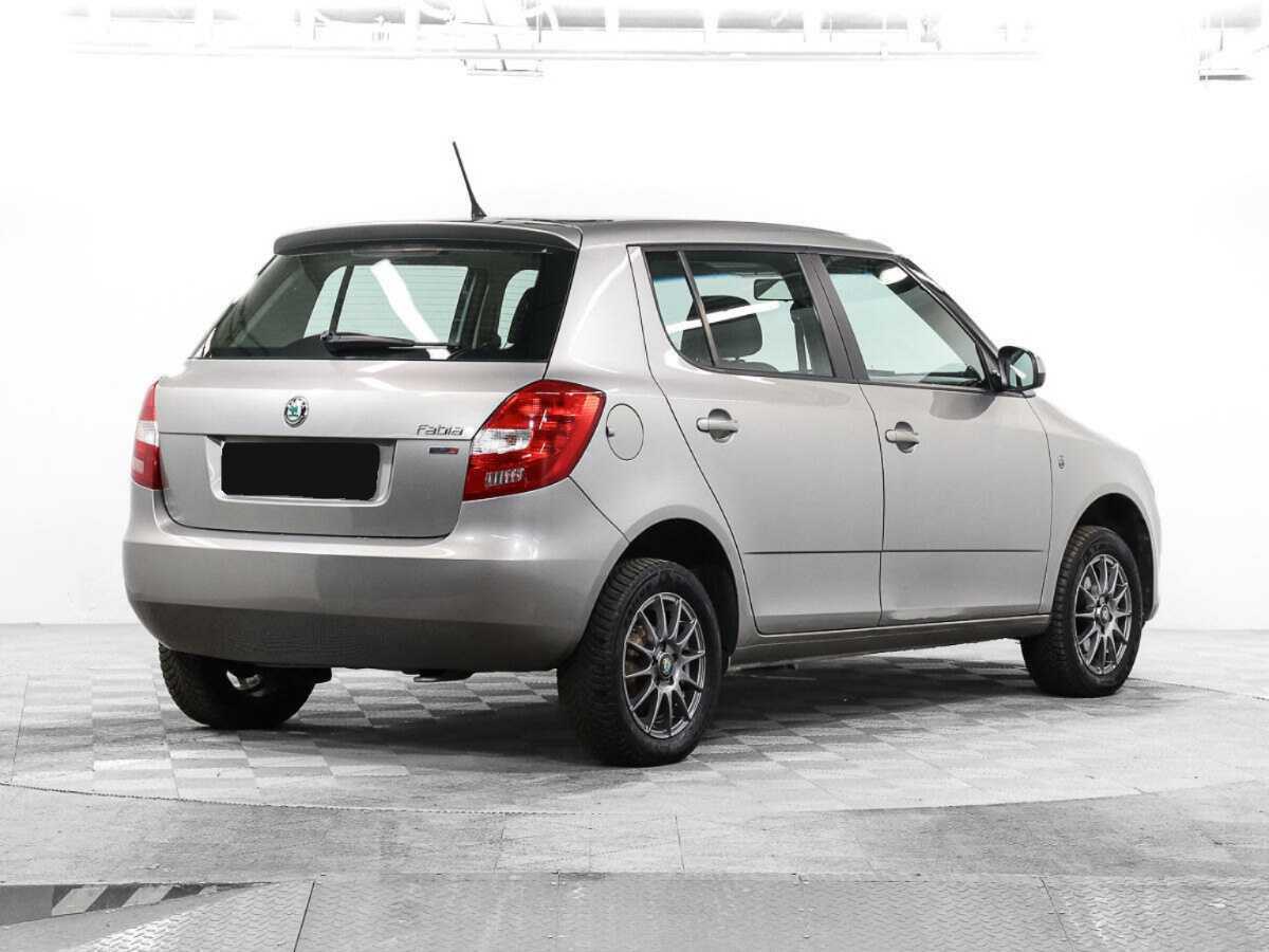 Купить Skoda Fabia с пробегом. Фото: #4