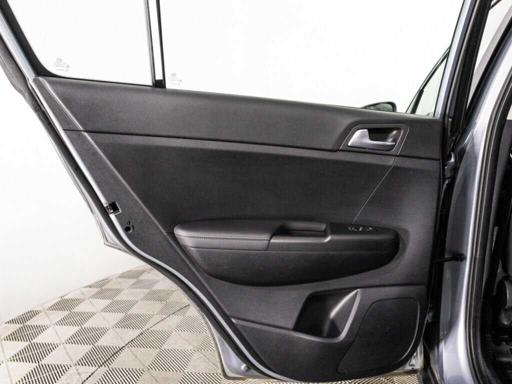 Купить Kia Sportage с пробегом. Фото: #21