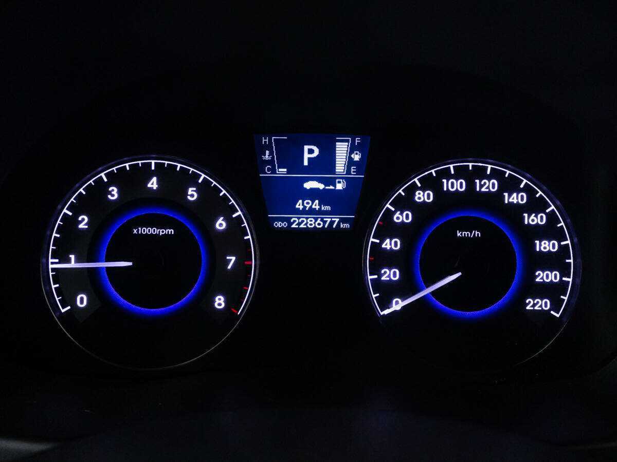 Купить Hyundai Solaris с пробегом. Фото: #11