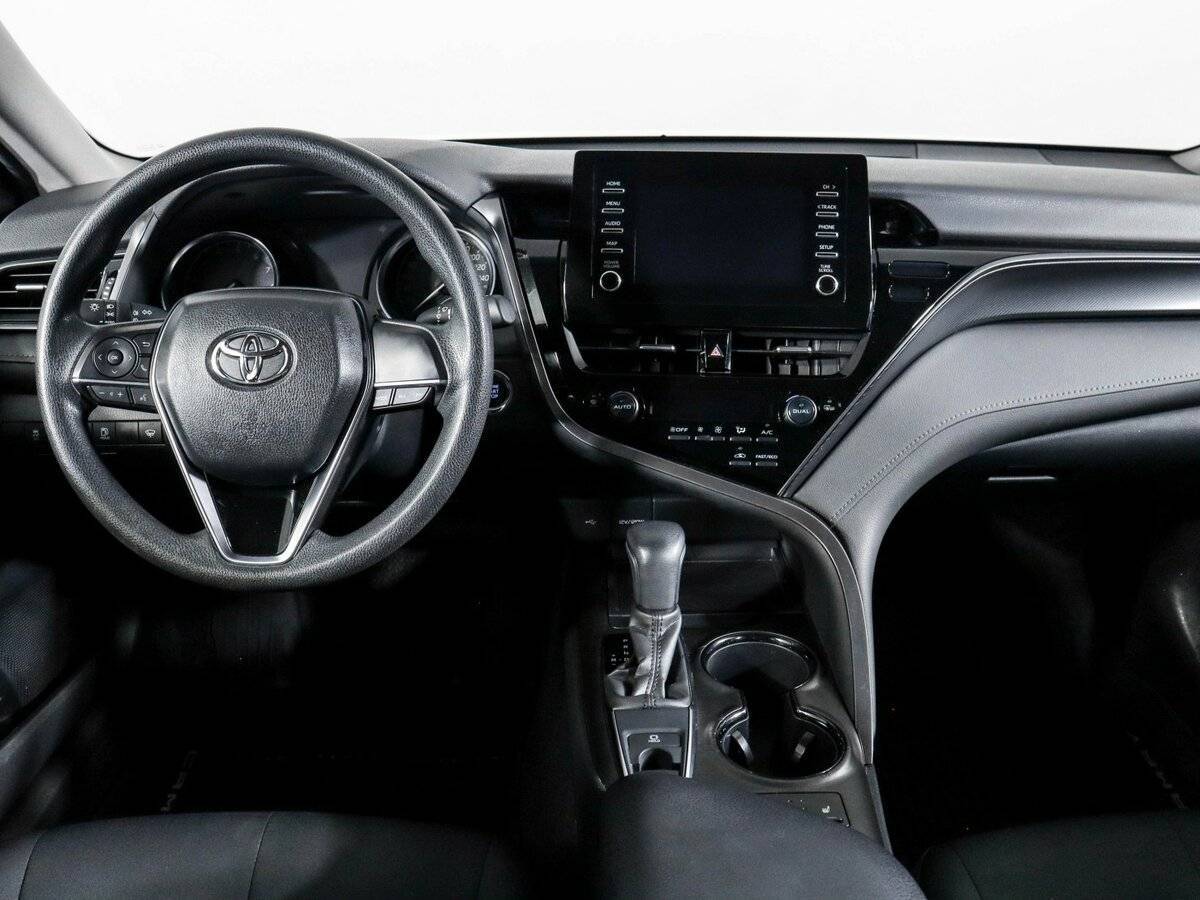 Купить Toyota Camry с пробегом. Фото: #8