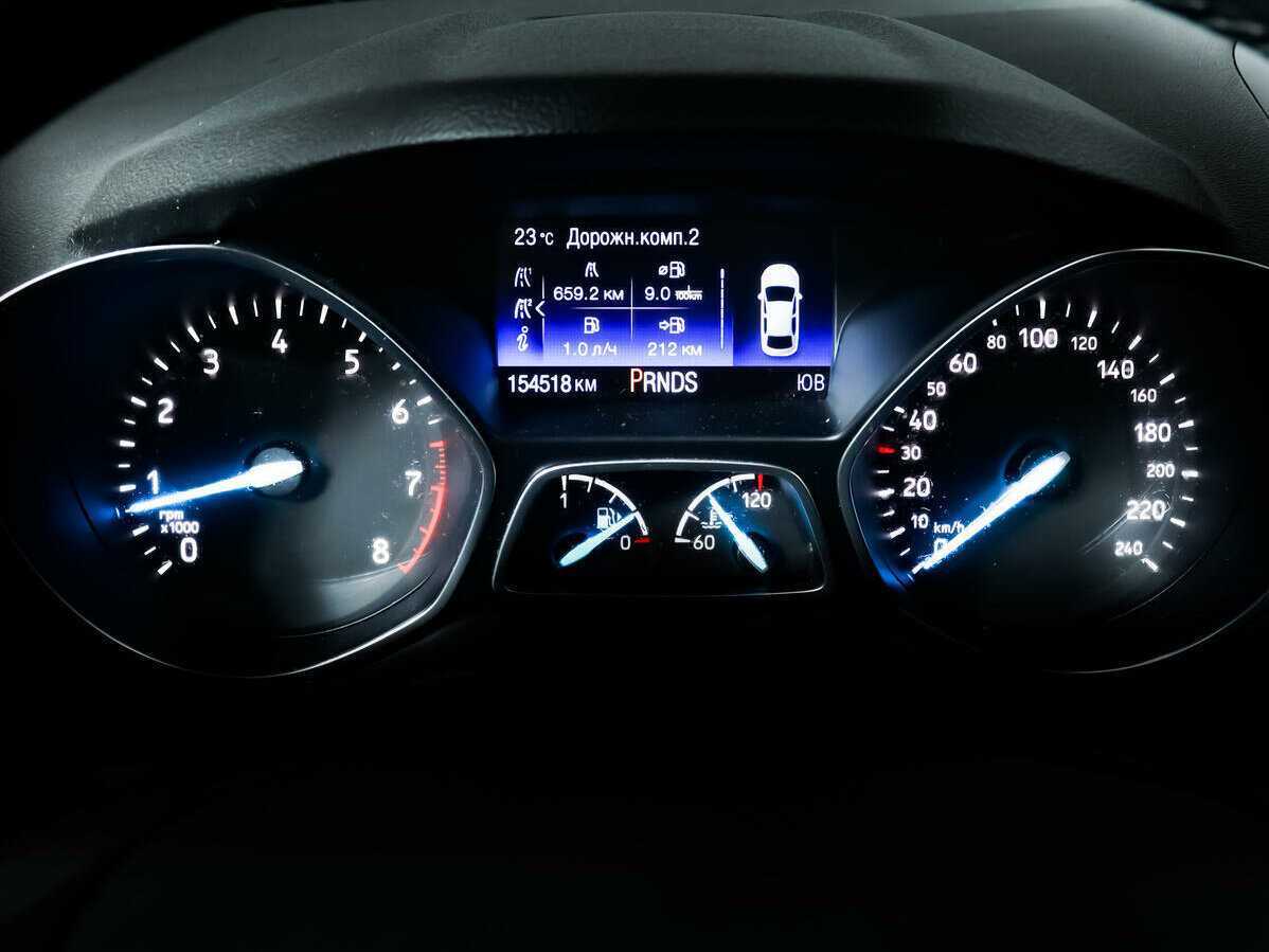 Купить Ford Kuga с пробегом. Фото: #7
