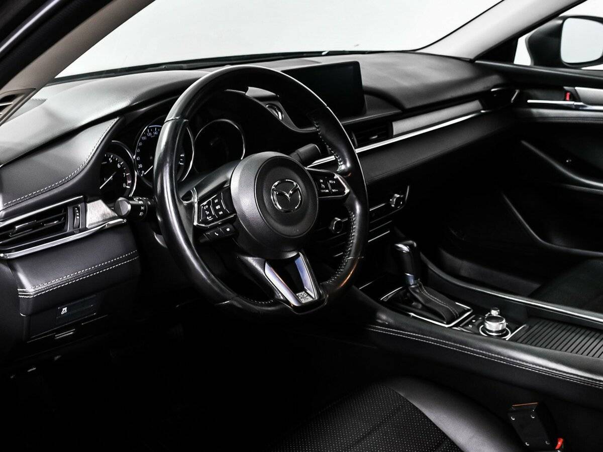 Купить Mazda 6 с пробегом. Фото: #11