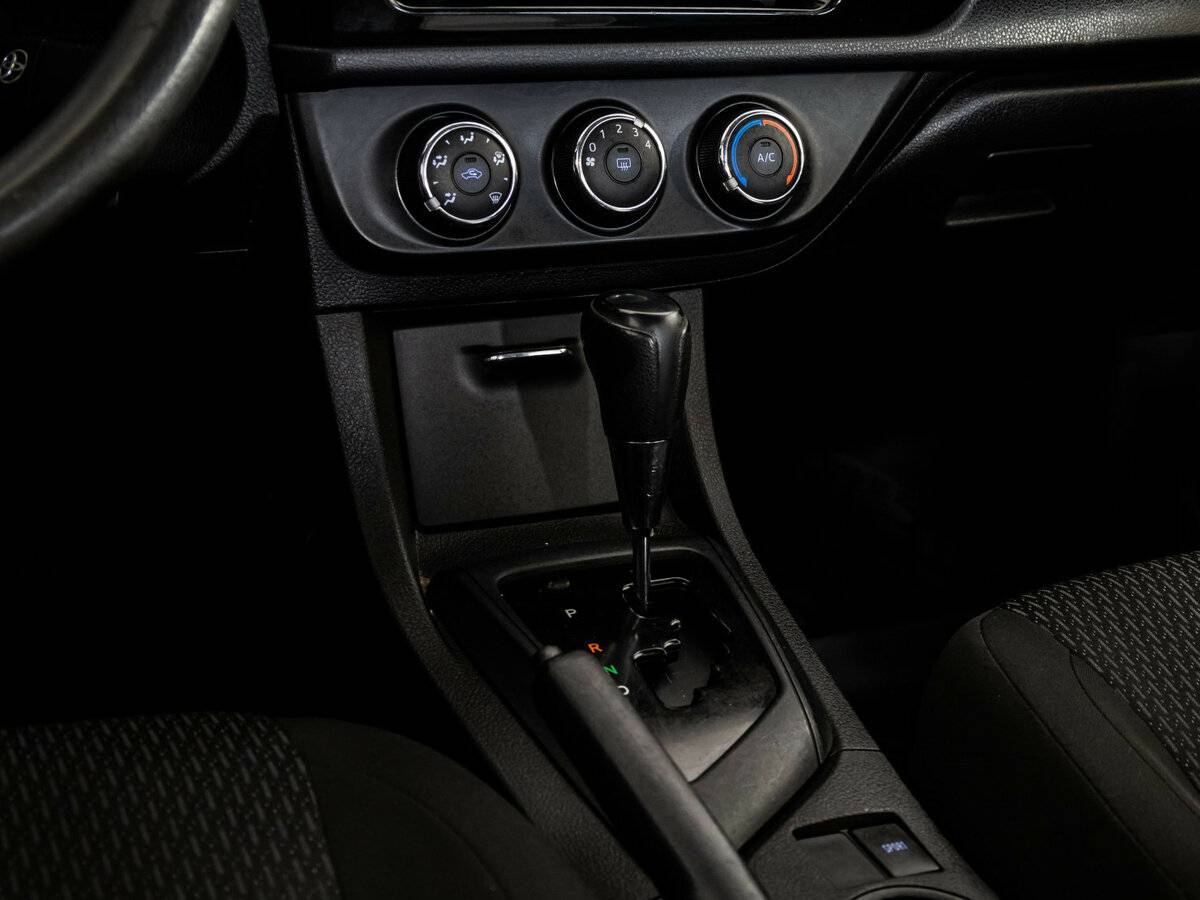 Купить Toyota Corolla с пробегом. Фото: #7
