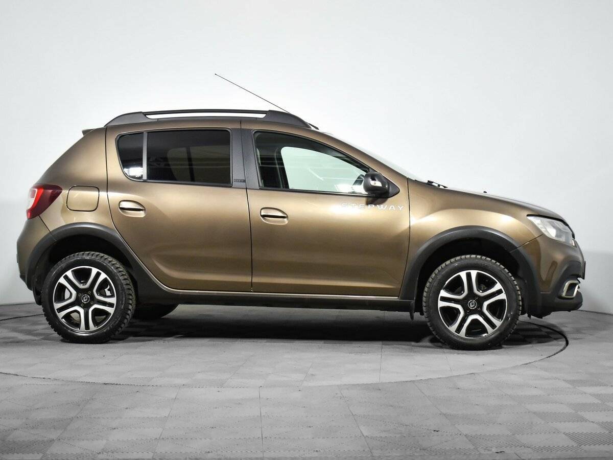 Купить Renault Sandero с пробегом. Фото: #6