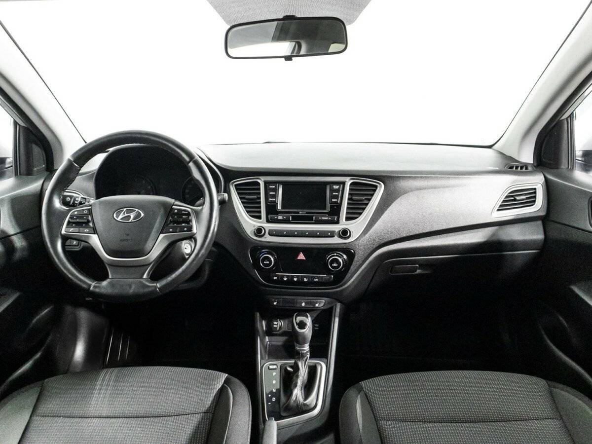 Купить Hyundai Solaris с пробегом. Фото: #12
