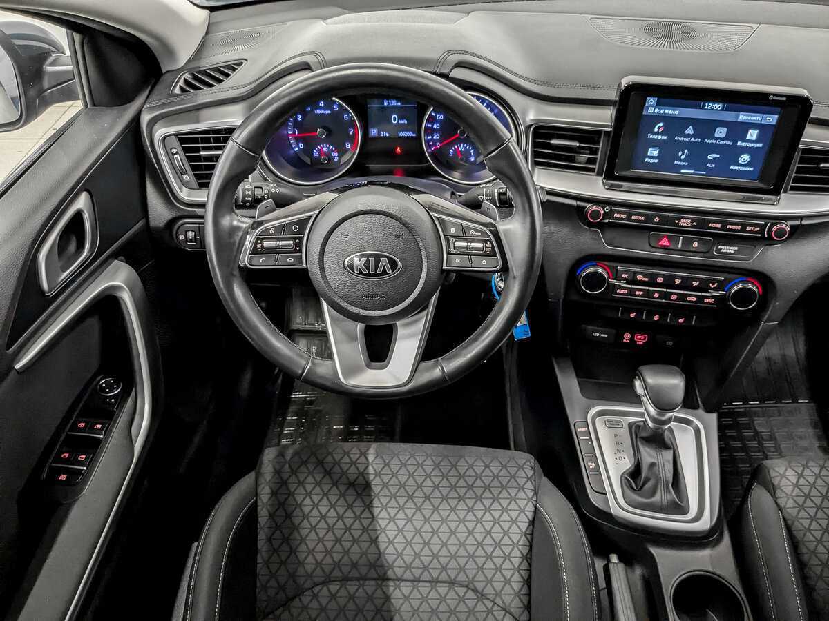 Купить Kia Ceed с пробегом. Фото: #25
