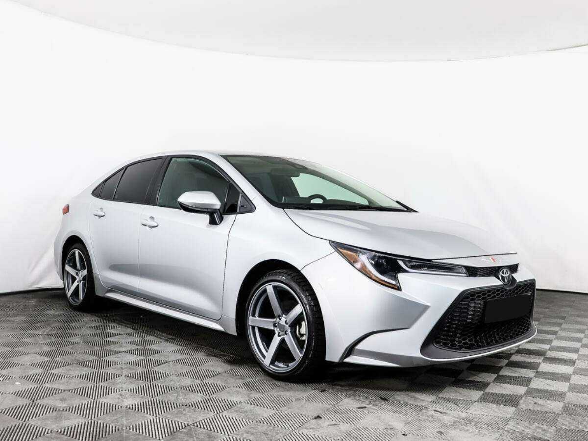 Купить Toyota Corolla с пробегом. Фото: #2