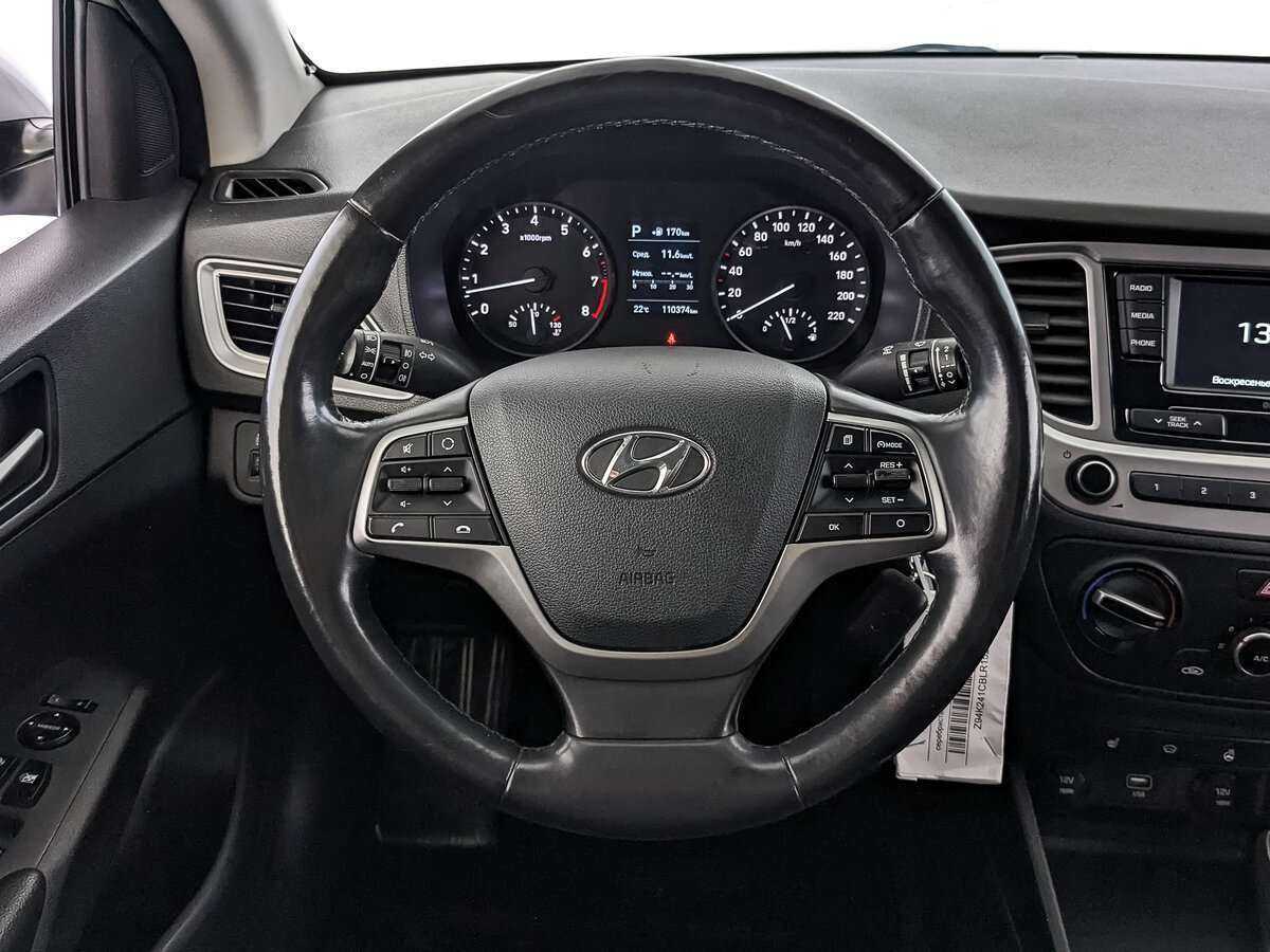Купить Hyundai Solaris с пробегом. Фото: #17