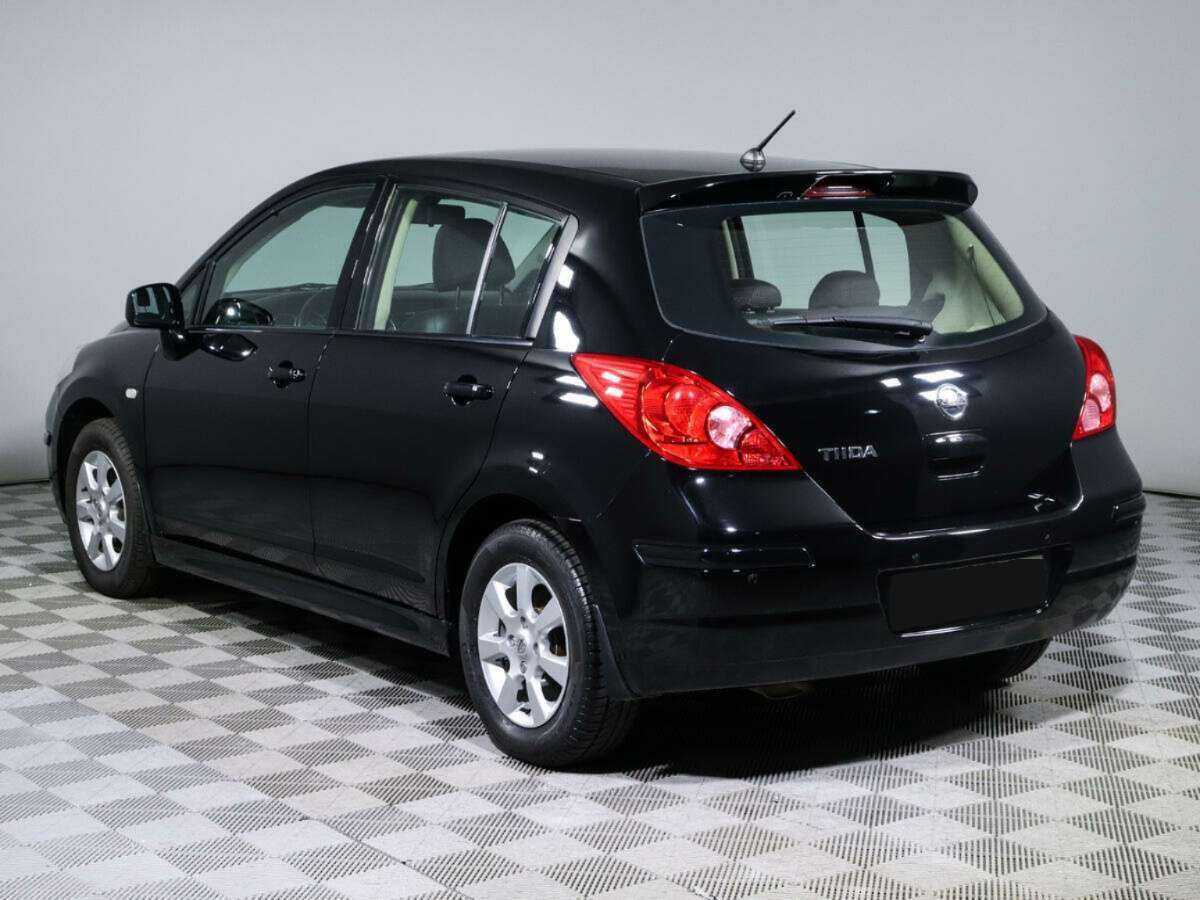 Купить Nissan Tiida с пробегом. Фото: #6