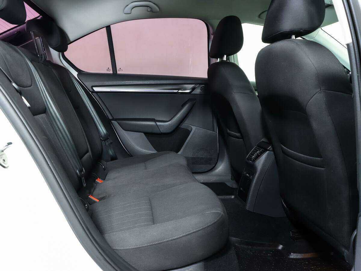 Купить Skoda Octavia с пробегом. Фото: #13