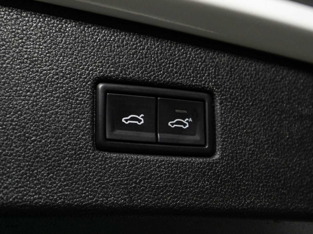 Купить Volkswagen Tiguan с пробегом. Фото: #13