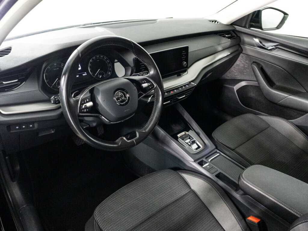 Купить Skoda Octavia с пробегом. Фото: #10