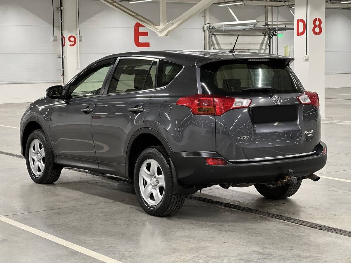 Купить Toyota RAV4 с пробегом. Фото: #6